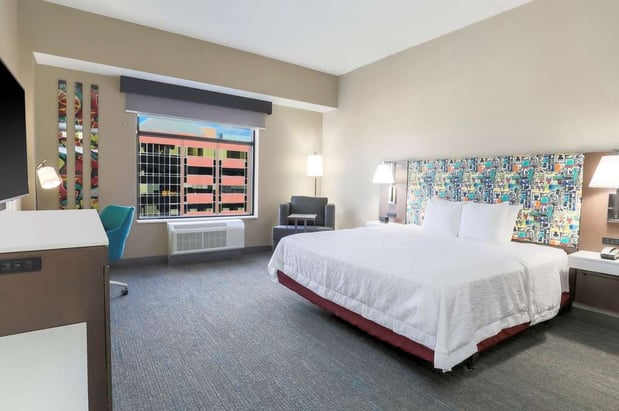 Images Hampton Inn & Suites Pittsburgh-Downtown