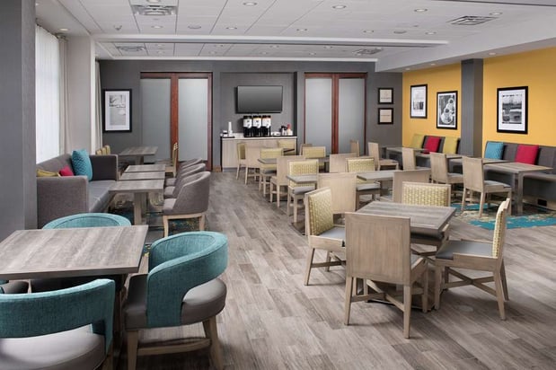 Images Hampton Inn Miami Airport East