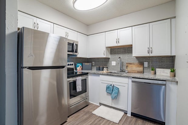 Images The Waterford Apartments Apartment Homes