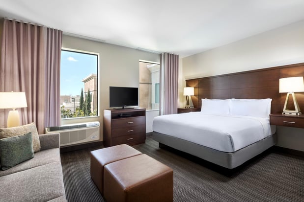 Images Staybridge Suites Carlsbad - San Diego by IHG