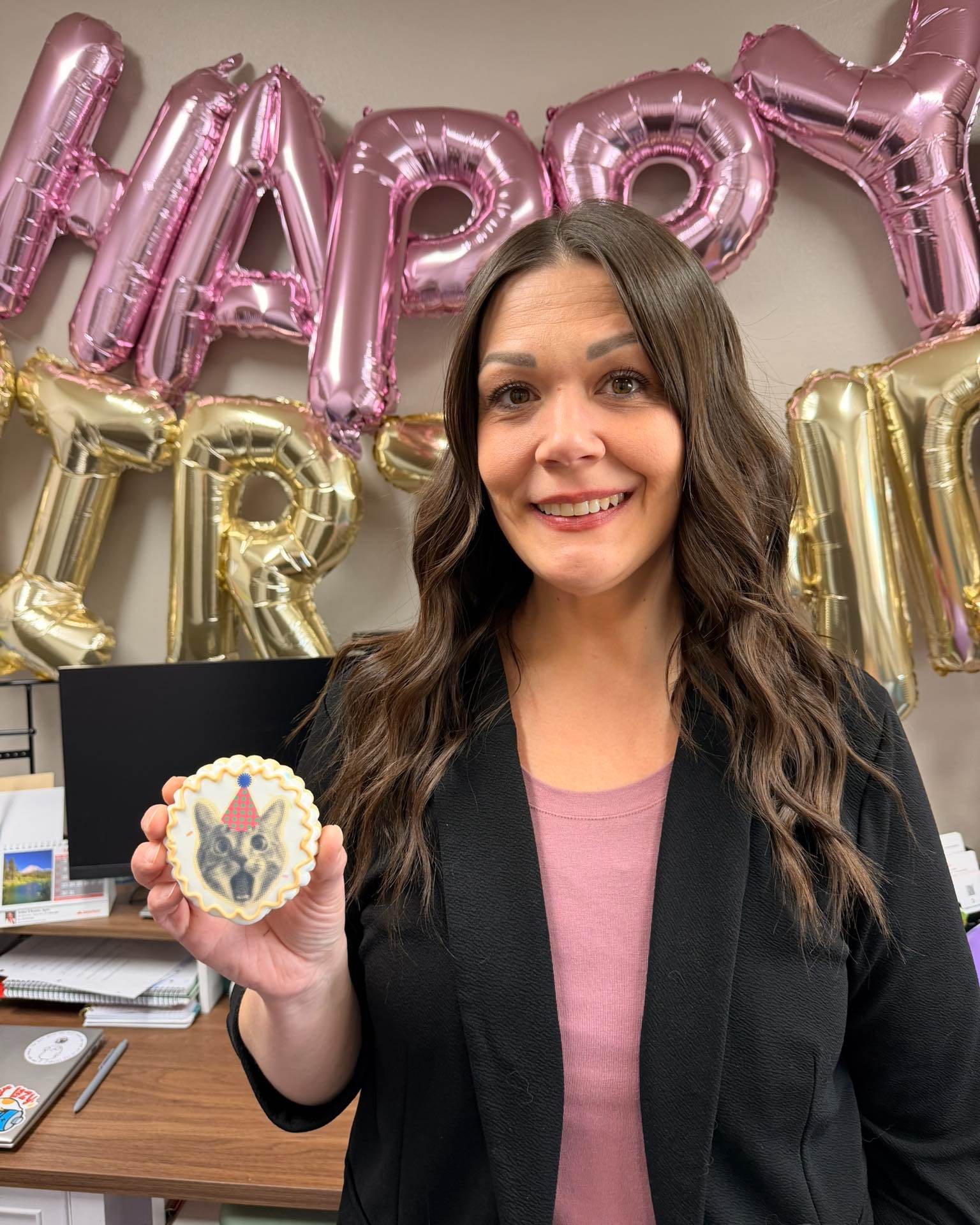 Please wish this adorable, beautiful, intelligent, sweet, funny lady a very happy birthday! We love Lauren!!