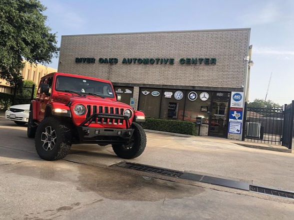 Images River Oaks Automotive Center