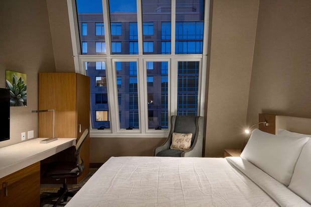 Images Hilton Garden Inn New York Times Square South