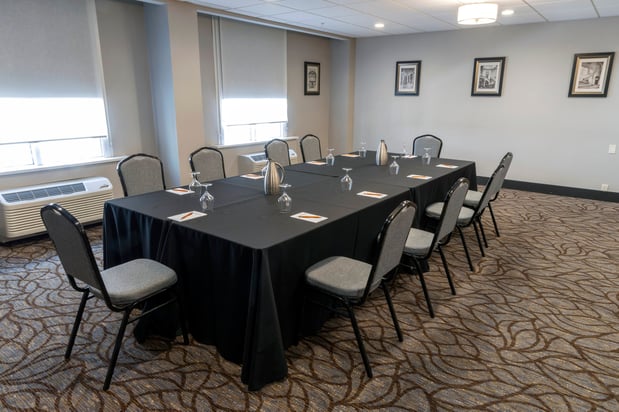 Images Holiday Inn Lancaster by IHG