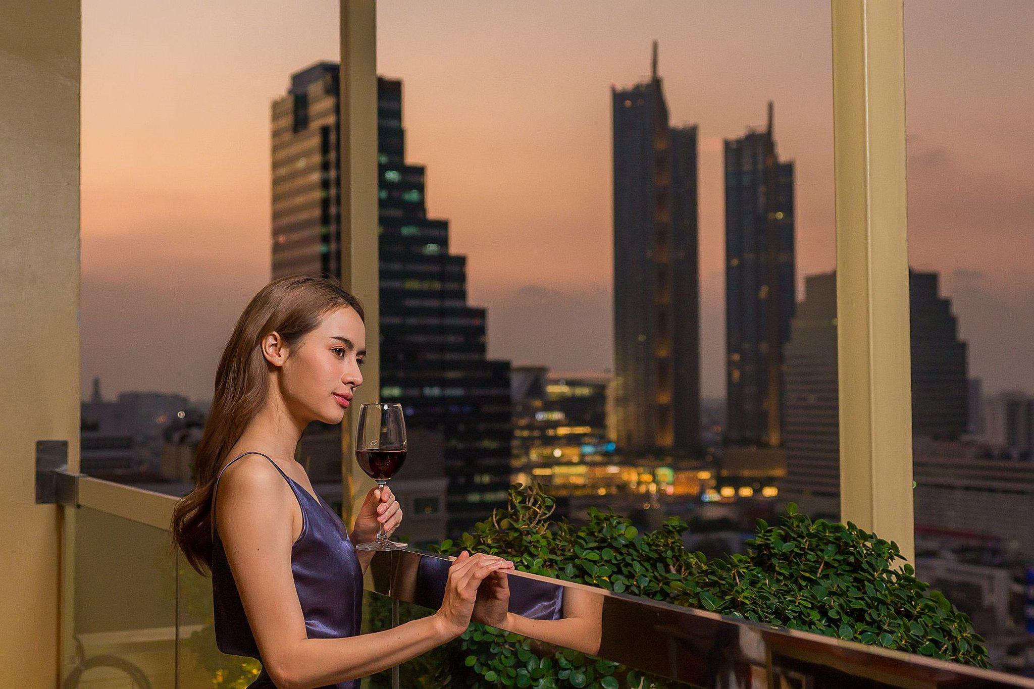 Holiday Inn Bangkok Silom by IHG