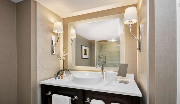 Images The Inn at Penn, a Hilton Hotel