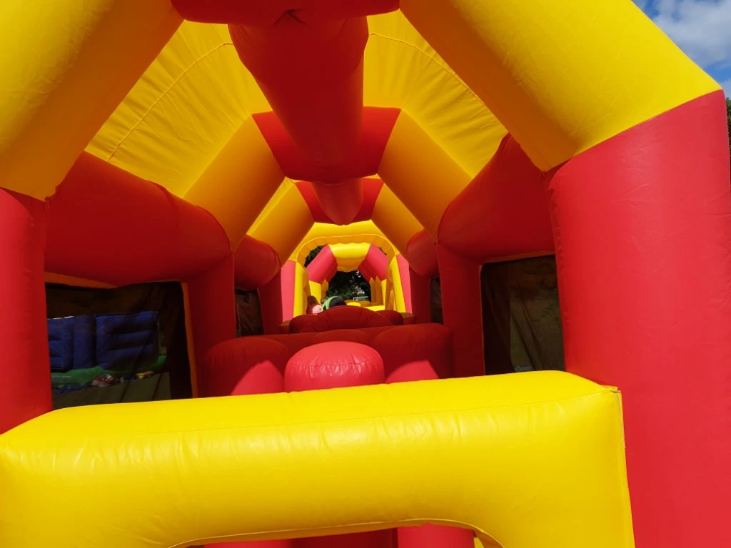 Images Top Banana Bouncy Castles