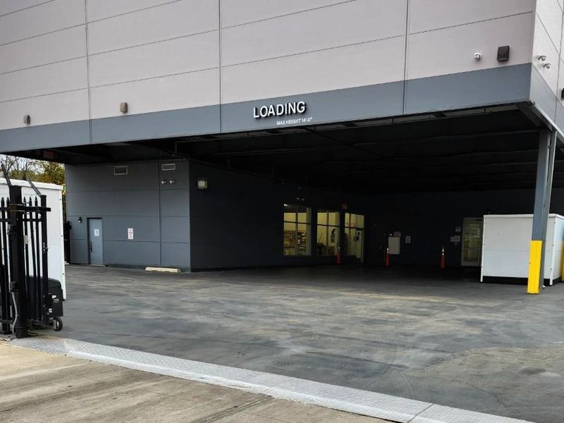 Images Extra Space Storage