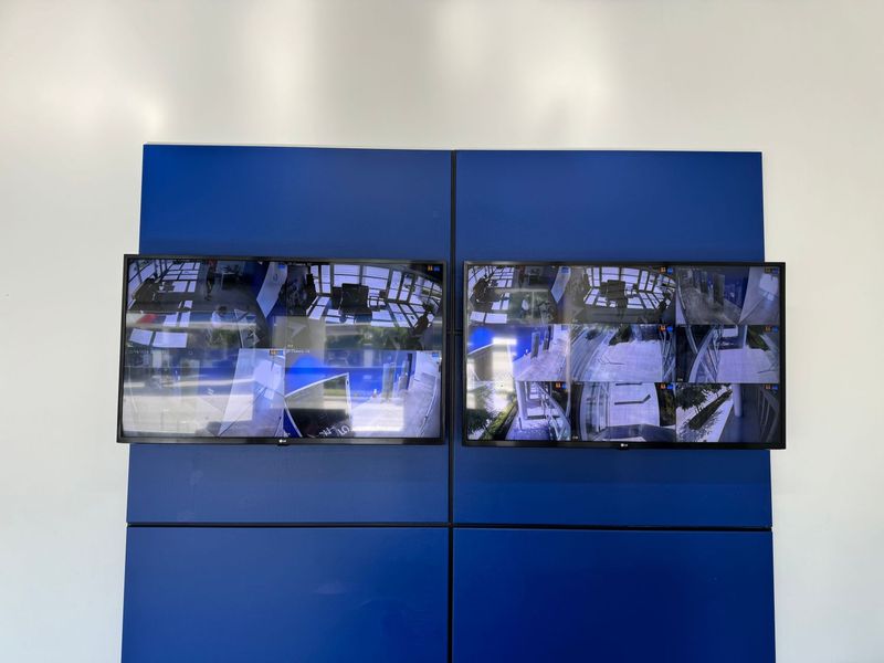 Images Extra Space Storage