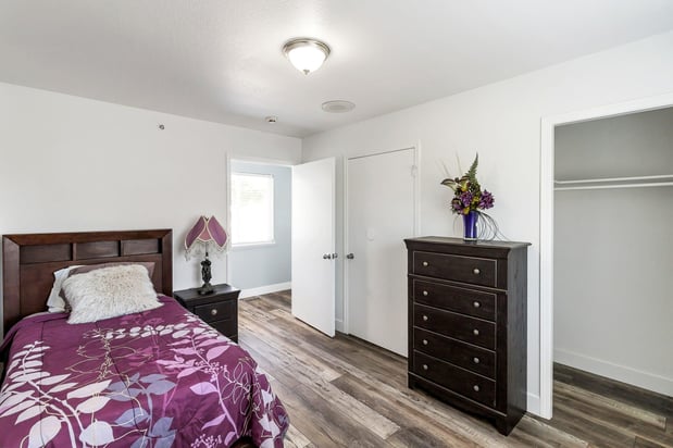 Images Gardens Care Senior Living - Memorial Park Assisted Living and Memory Care