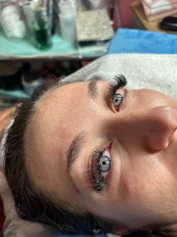 Images ALLURING BEAUTY BY BRI