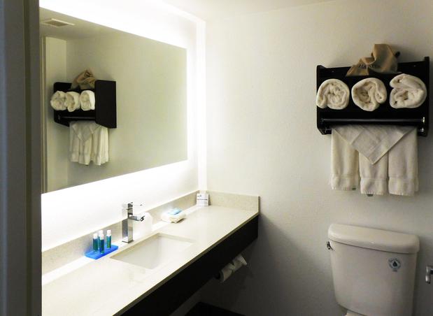 Images Holiday Inn Express Coventry S - West Warwick Area by IHG
