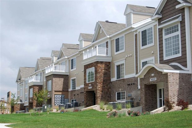 Images Colonial Pointe at Fairview Apartments