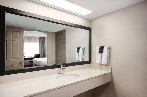 Images Best Western Plus King's Inn & Suites