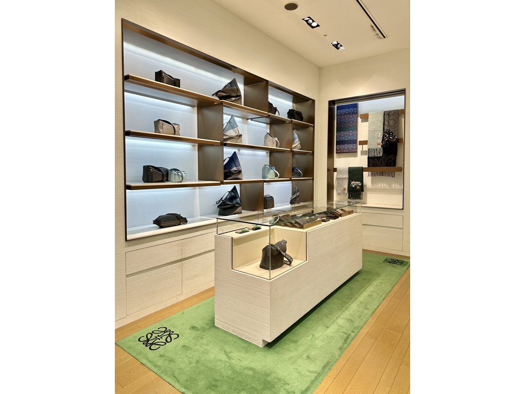 Images ロエベ 新宿髙島屋