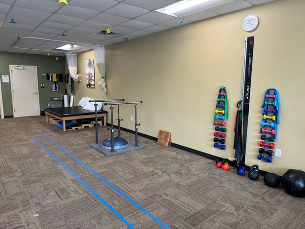 Images BenchMark Physical Therapy