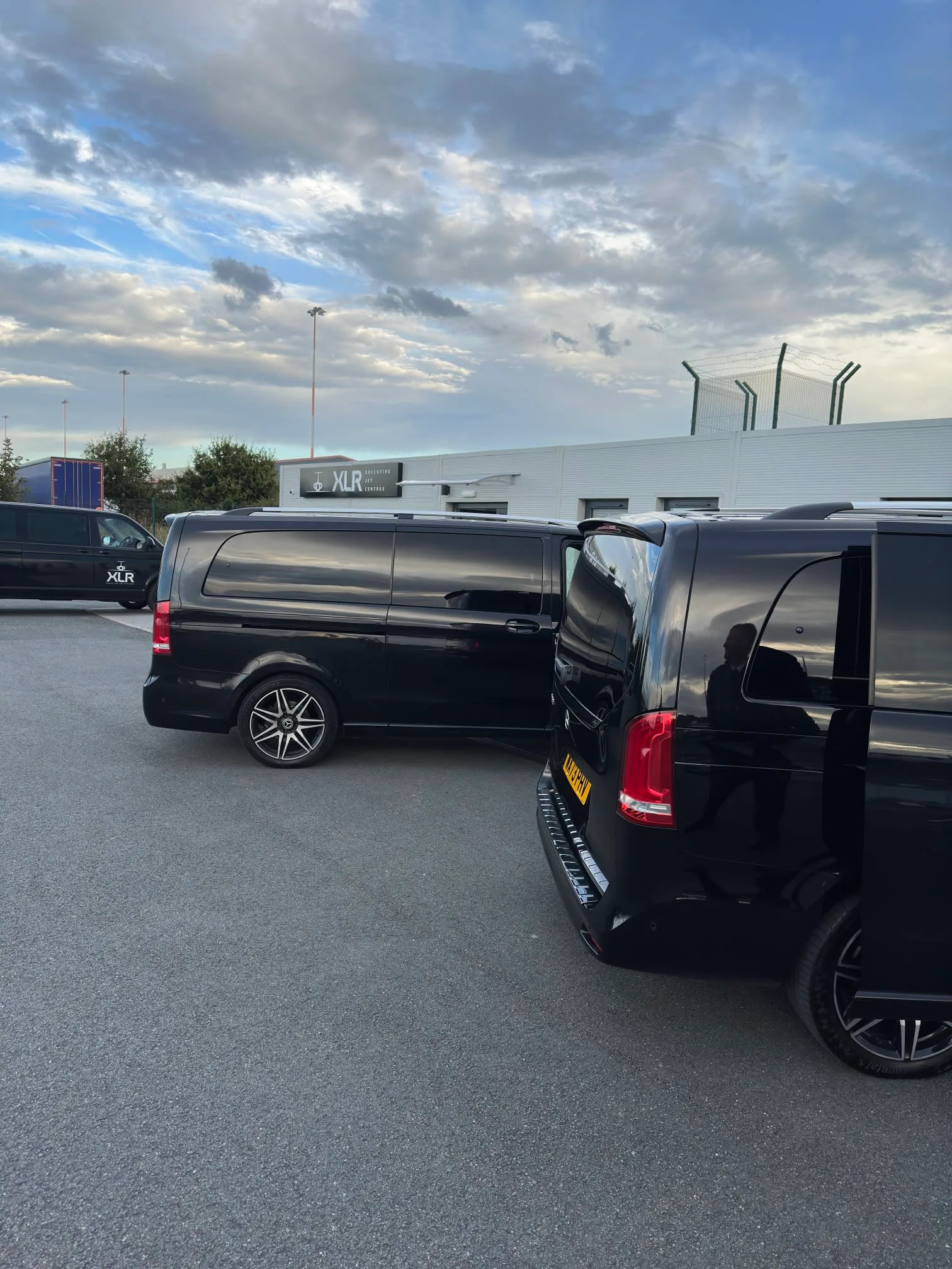 Images Prestige Airport Transfers