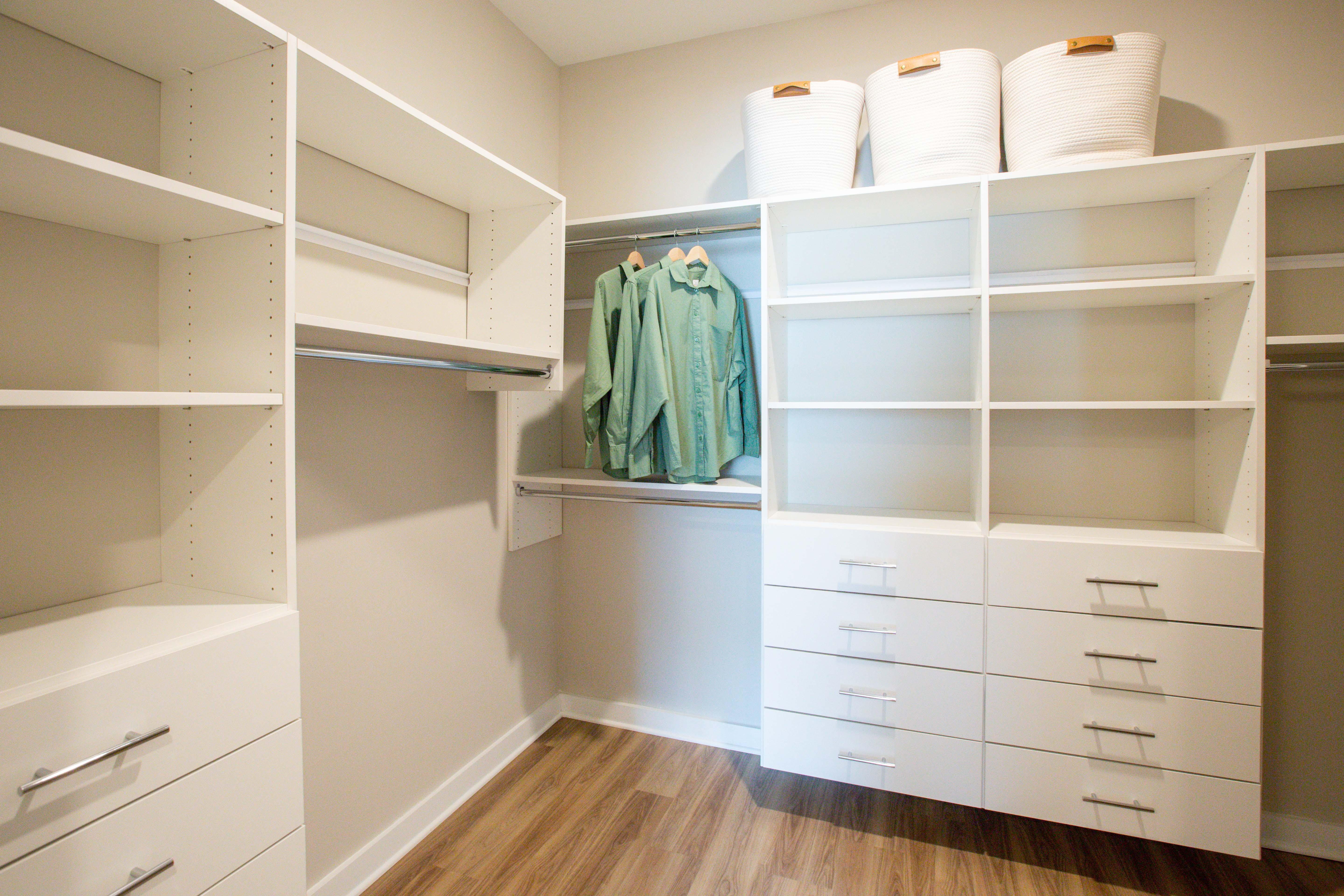 Walk-in closet