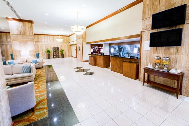 Images DoubleTree by Hilton Hotel Philadelphia Airport