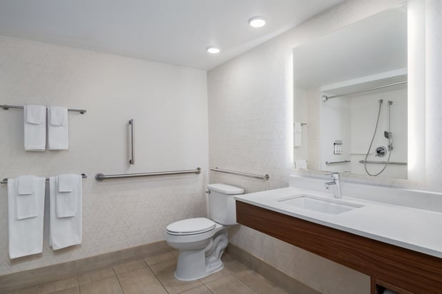 Images Holiday Inn Express & Suites Bentonville by IHG