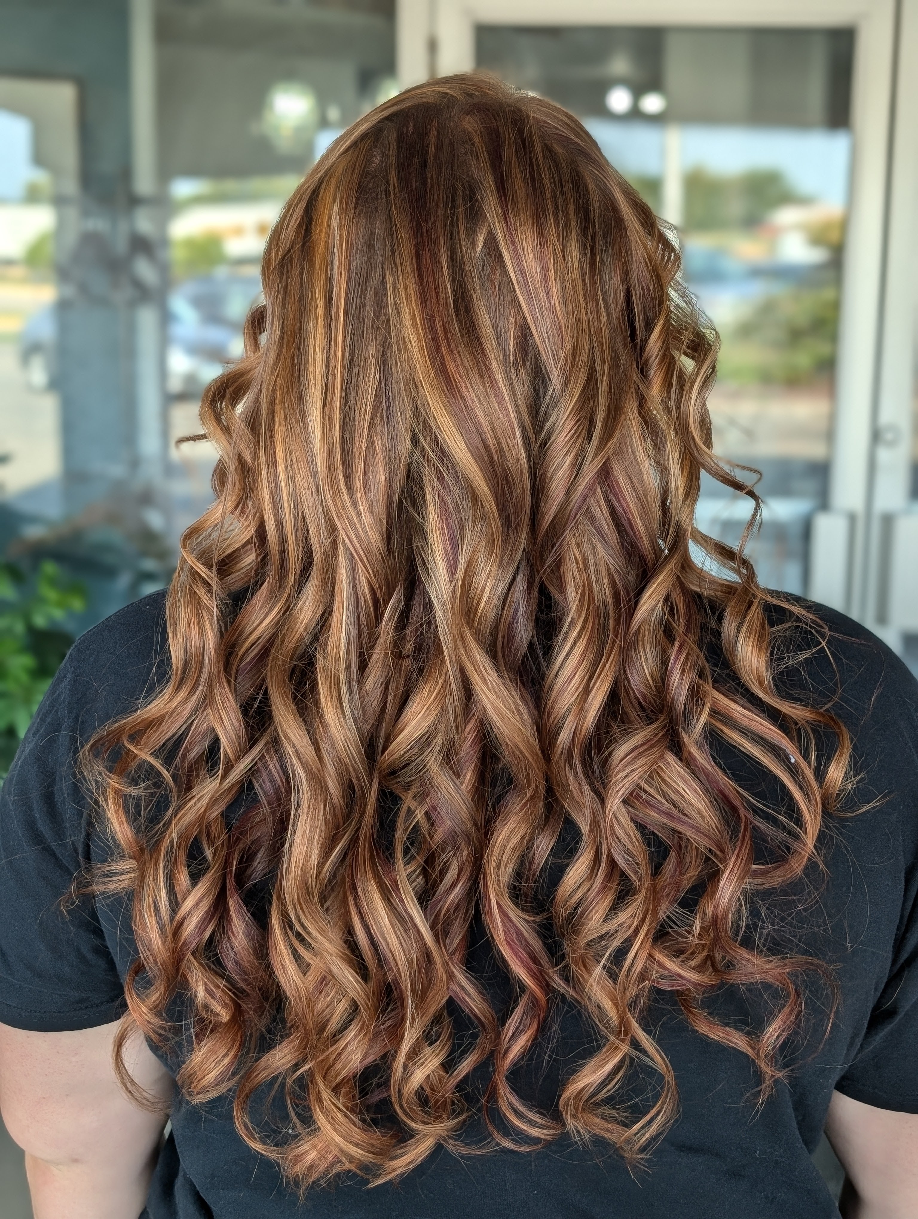 Full foil multi dimensional copper/red hair
By Sierra