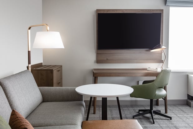 Images Staybridge Suites Iowa City - Coralville by IHG