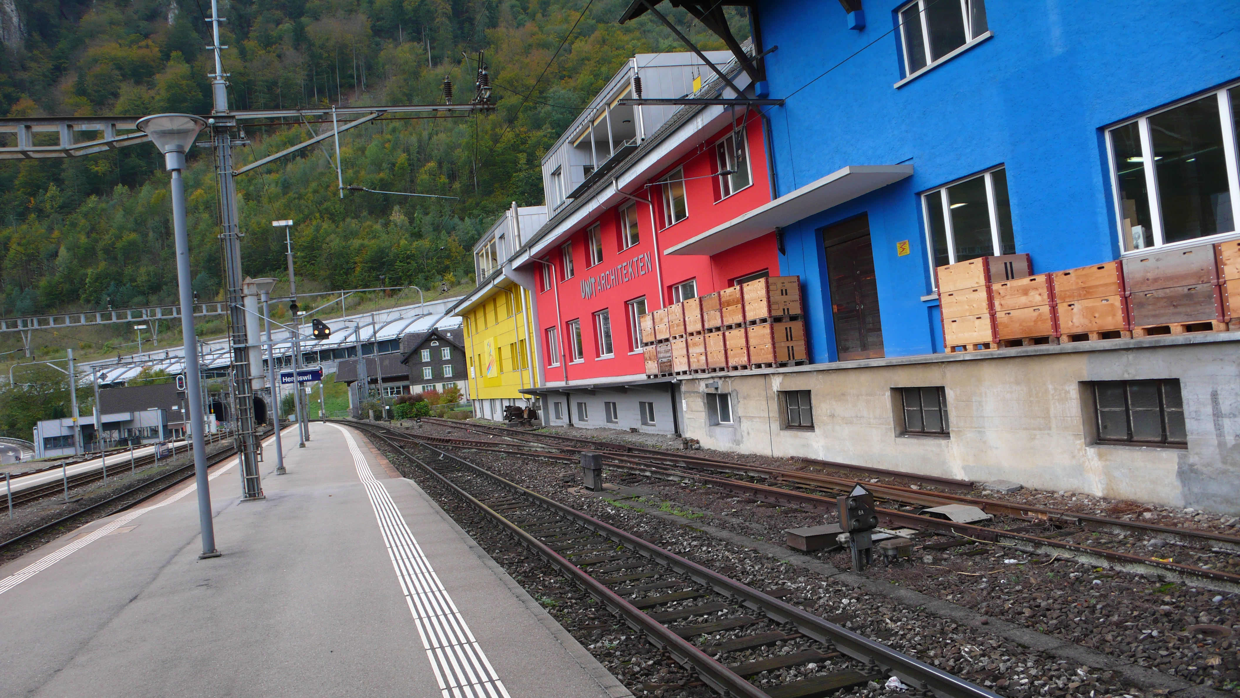 Bilder zb Zentralbahn AG - Reisezentrum Hergiswil