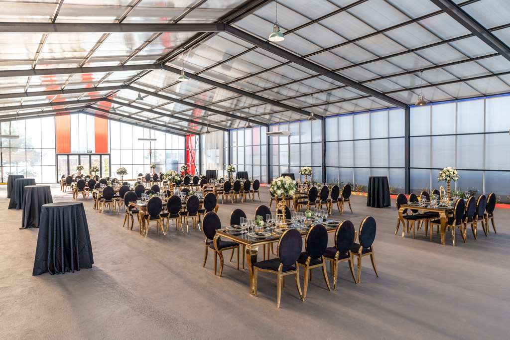 Images Park Inn by Radisson Polokwane