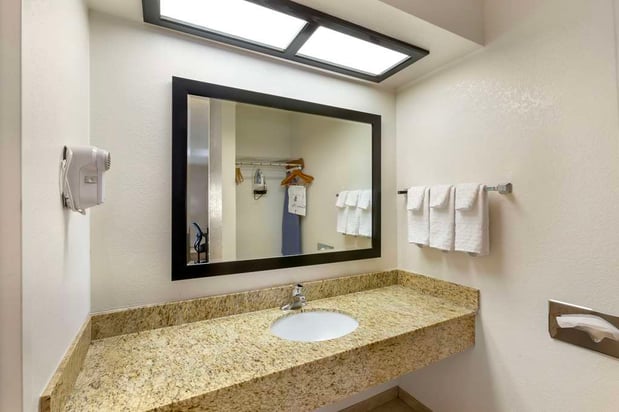 Images Best Western Sawmill Inn