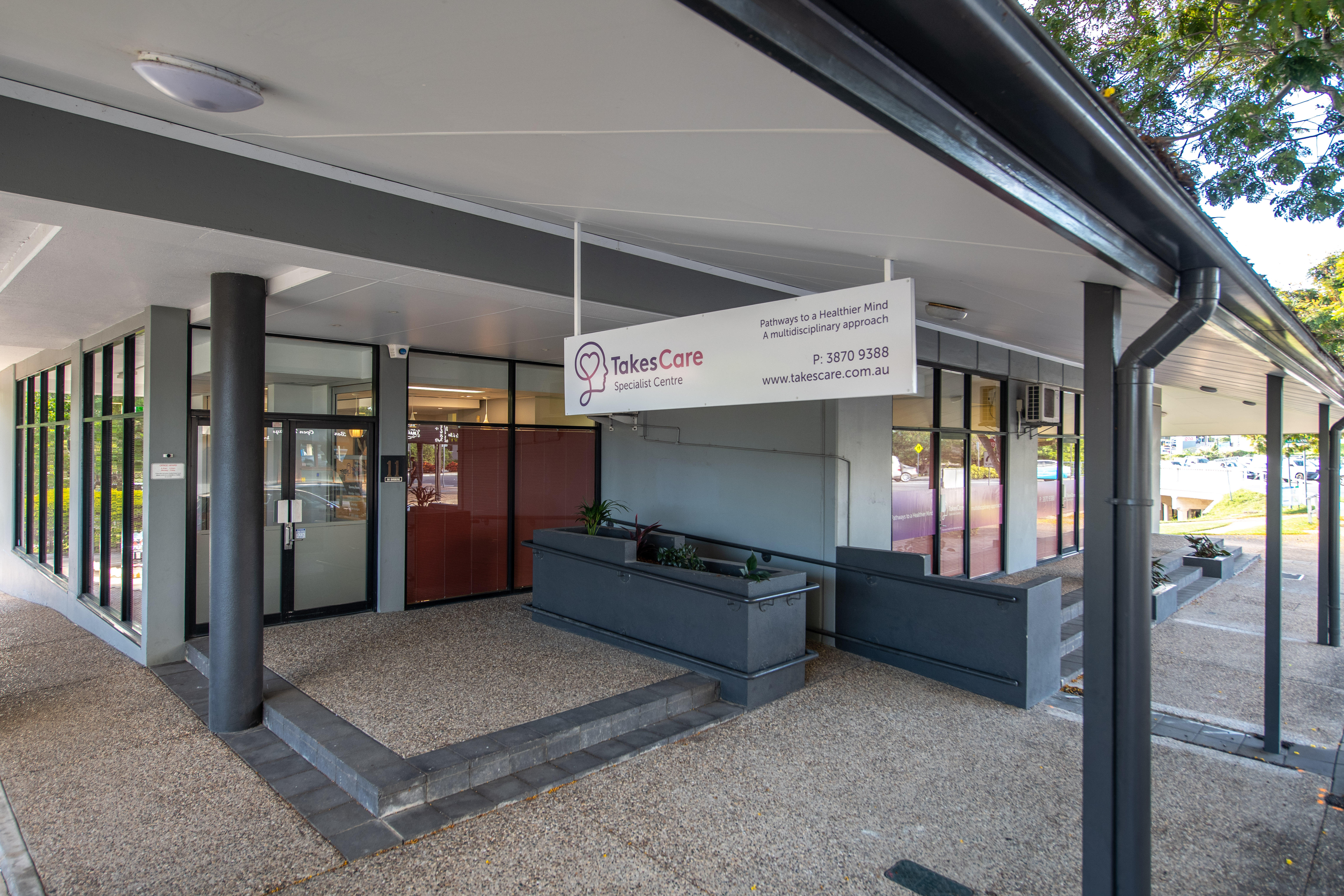 Images Takes Care Specialist Centre