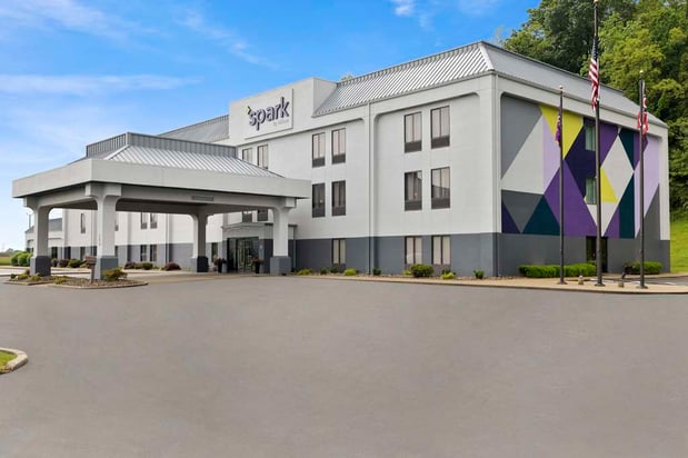 Images Spark by Hilton Newcomerstown