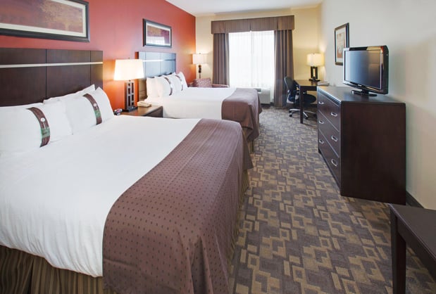 Images Holiday Inn Lincoln Southwest by IHG