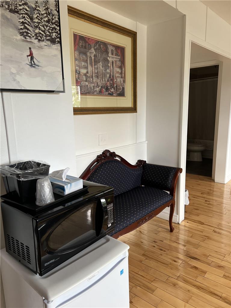Images Harbourview Inn, SureStay Collection by Best Western