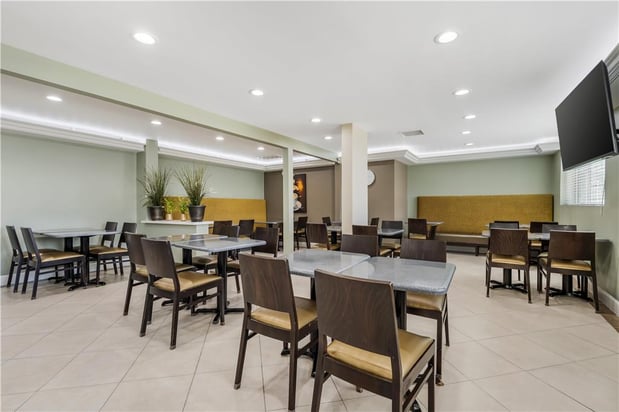 Images Best Western Plus LA Mid-Town Hotel