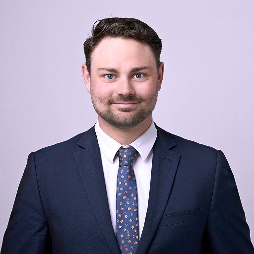 Kurtis Rutledge headshot.