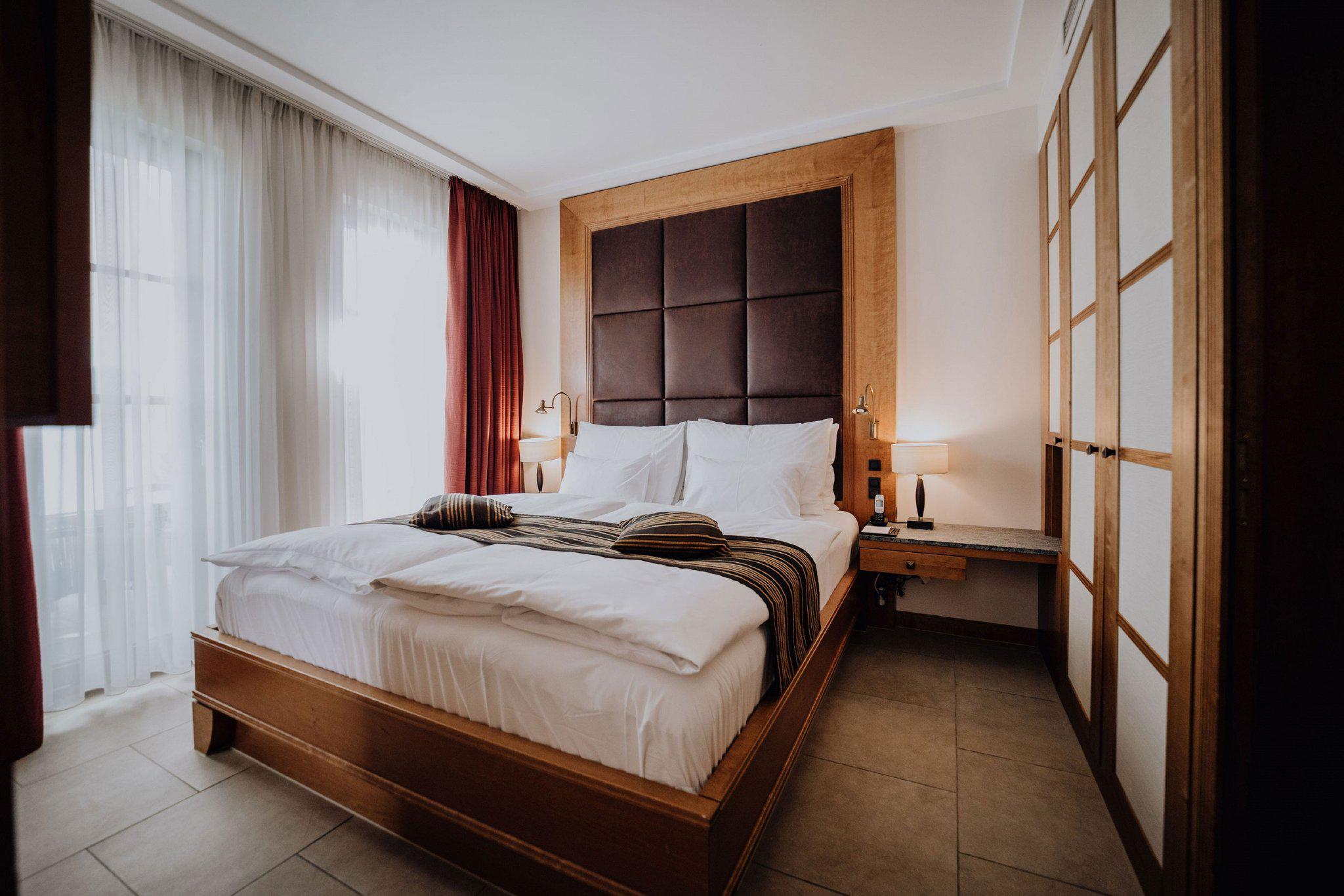 Schloss Fuschl, a Luxury Collection Resort & Spa, Fuschlsee-Salzburg, Schloss Strasse 19 in Hof Bei Salzburg