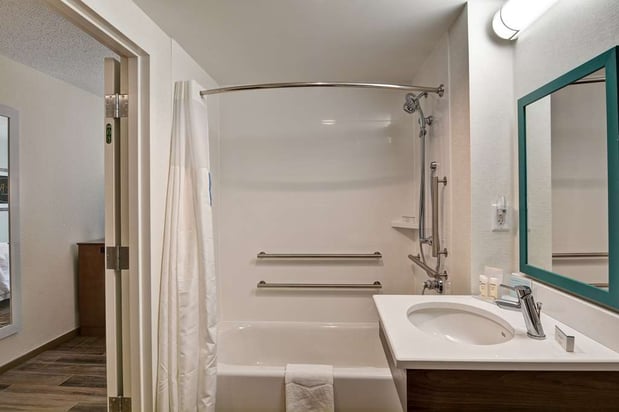 Images Hampton Inn Memphis-Poplar