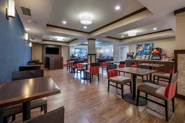 Images Best Western Plus Orlando East- UCF Area