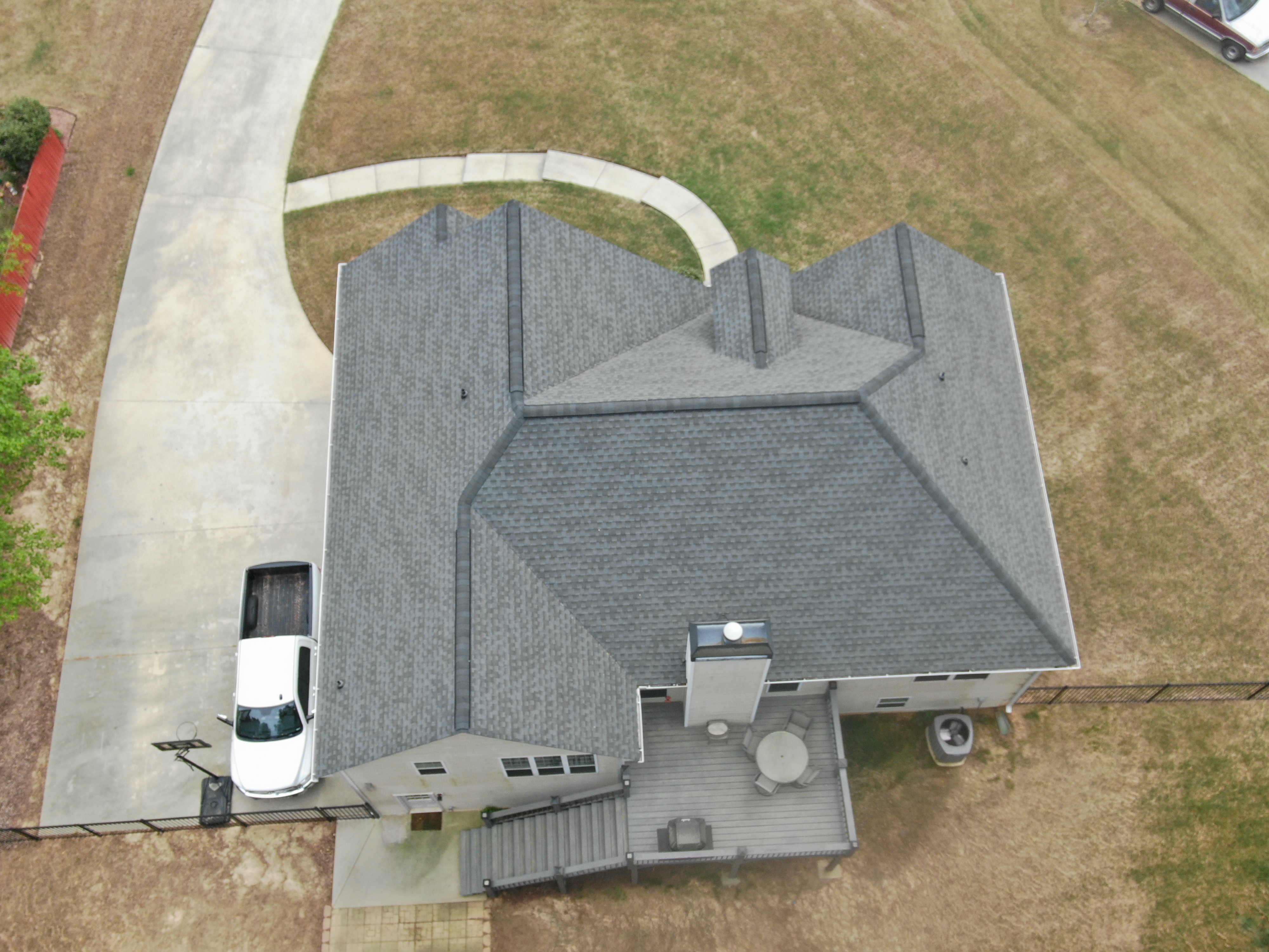 Pro Tech Roofing Logo