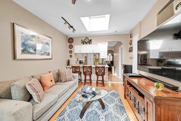 Images Tarek Hassieb, Team Tarek Real Estate Group | Liberty Realty | Hoboken Office