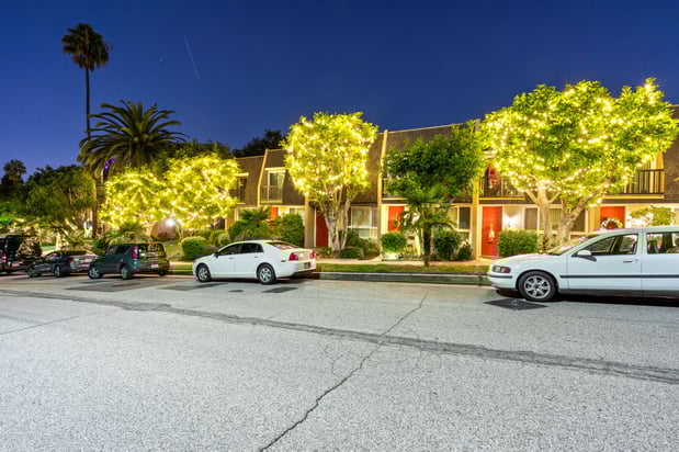 Images Parkway Plaza Apartments