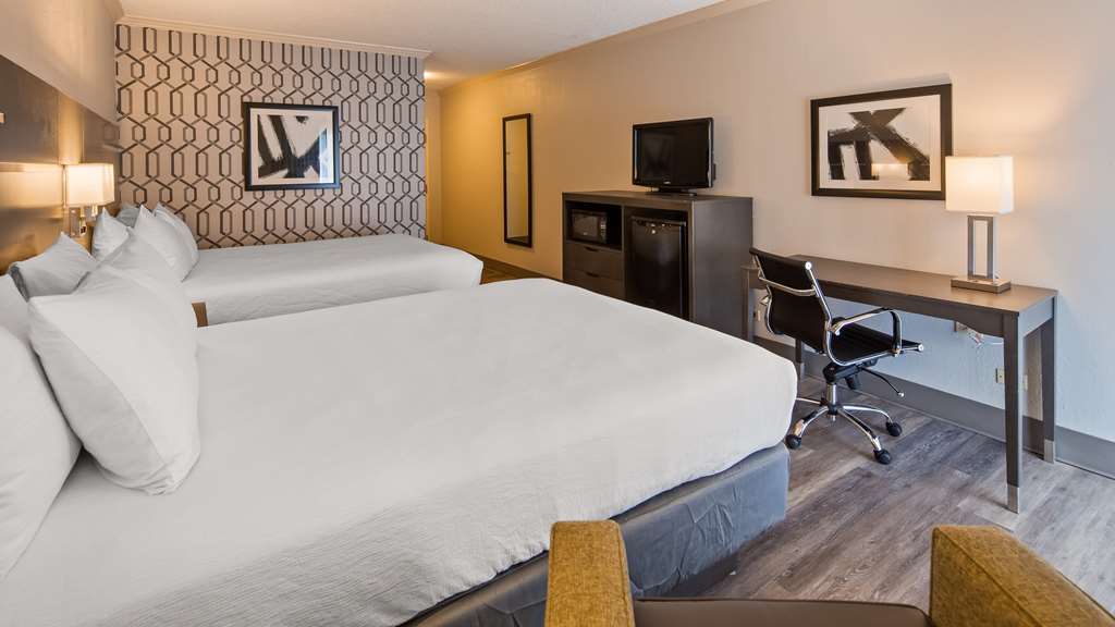 Two Queen Beds