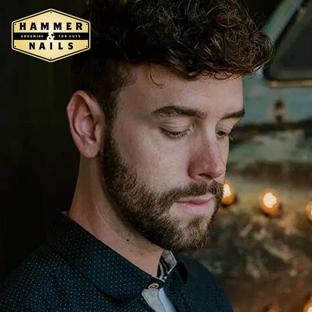 Images Hammer & Nails - Winter Garden