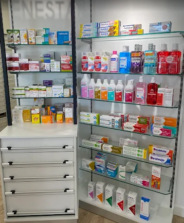 Images Farmacia las Nieves