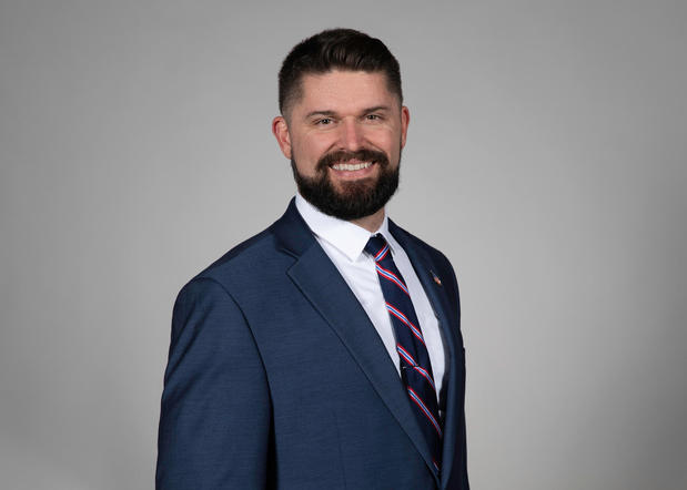 Images First Command Financial Advisor - Laine Housecowdrey