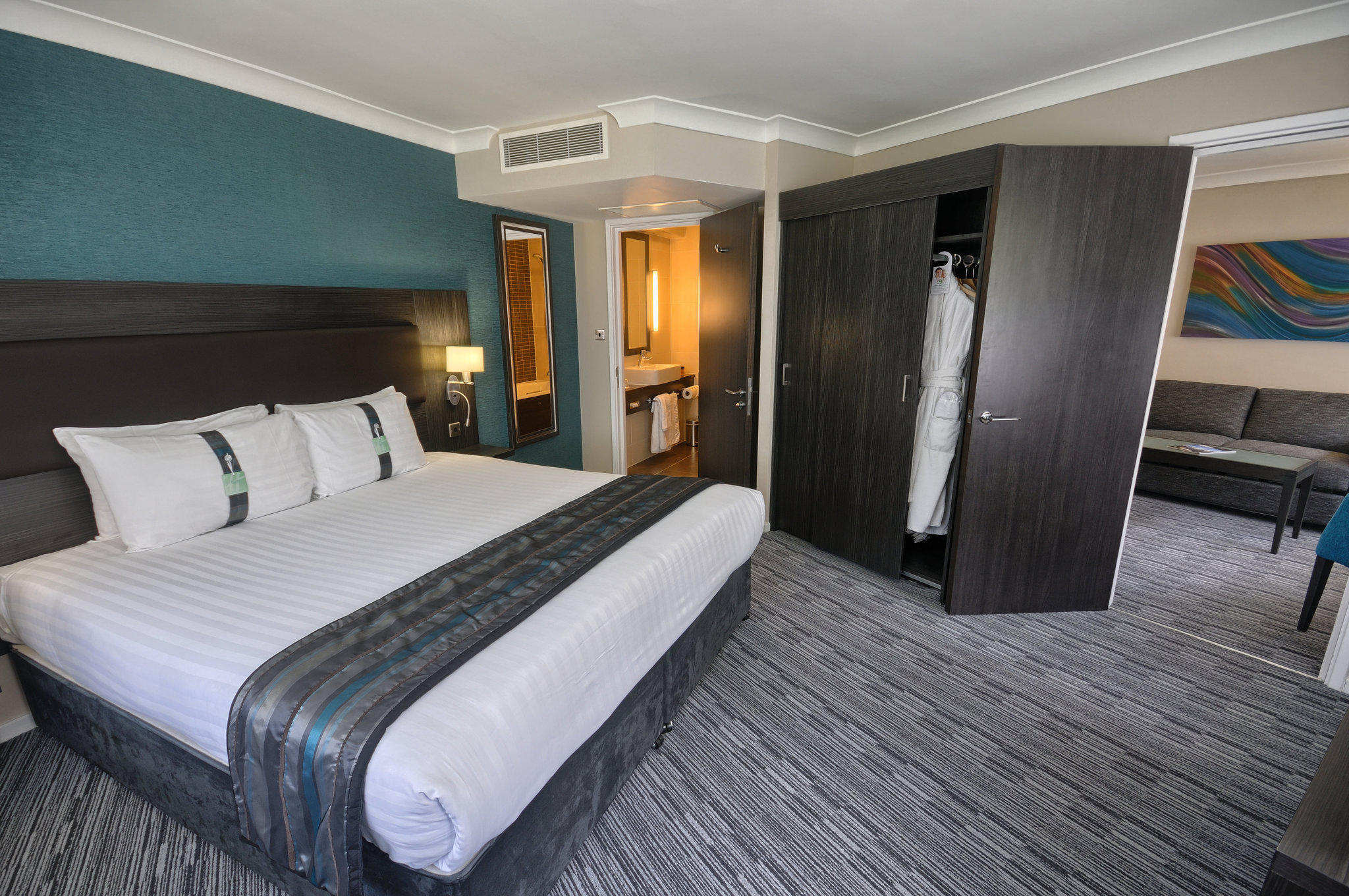 Holiday Inn London Gatwick - Worth, an IHG Hotel Crawley 01293 884806