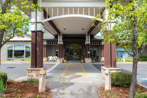 Images Providence Brookside Manor - Hood River