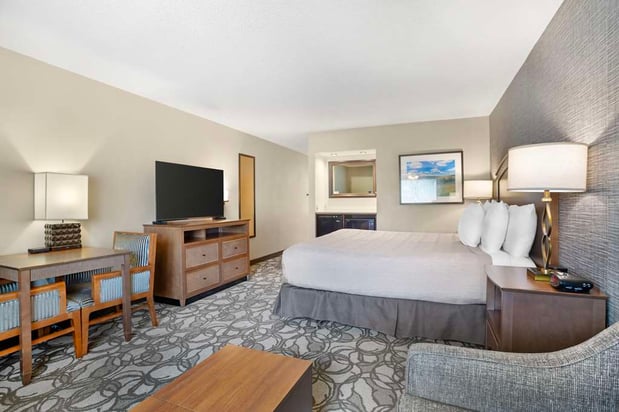 Images Best Western Plus Black Oak