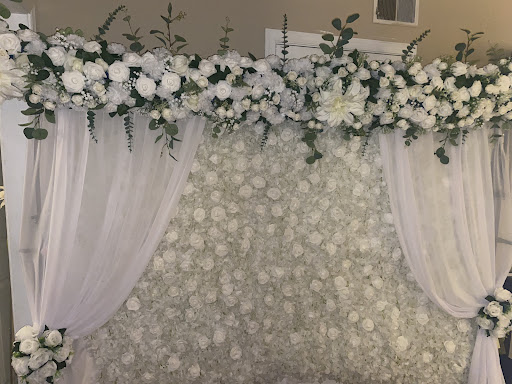Images Selam’s Bakery, and Decor