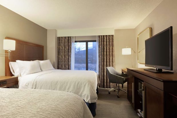 Images Hampton Inn & Suites Nashville-Downtown